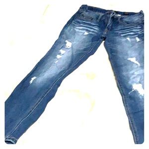 Women’s distressed jeans
